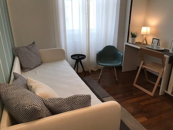 peps rooms by the sea