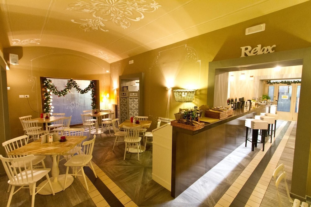 peps rooms by the sea