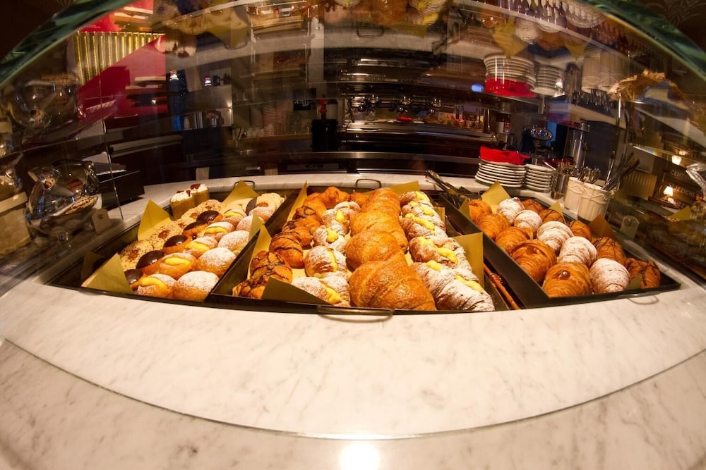 peps rooms by the sea