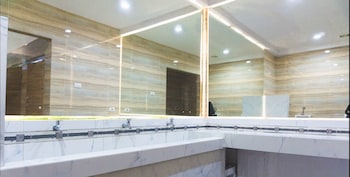 marcopolo homestay pekanbaru