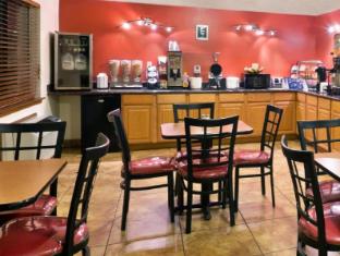 super 8 by wyndham alamogordo white sands