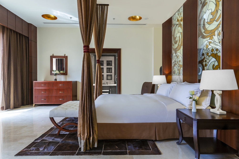 crowne plaza al khobar by ihg