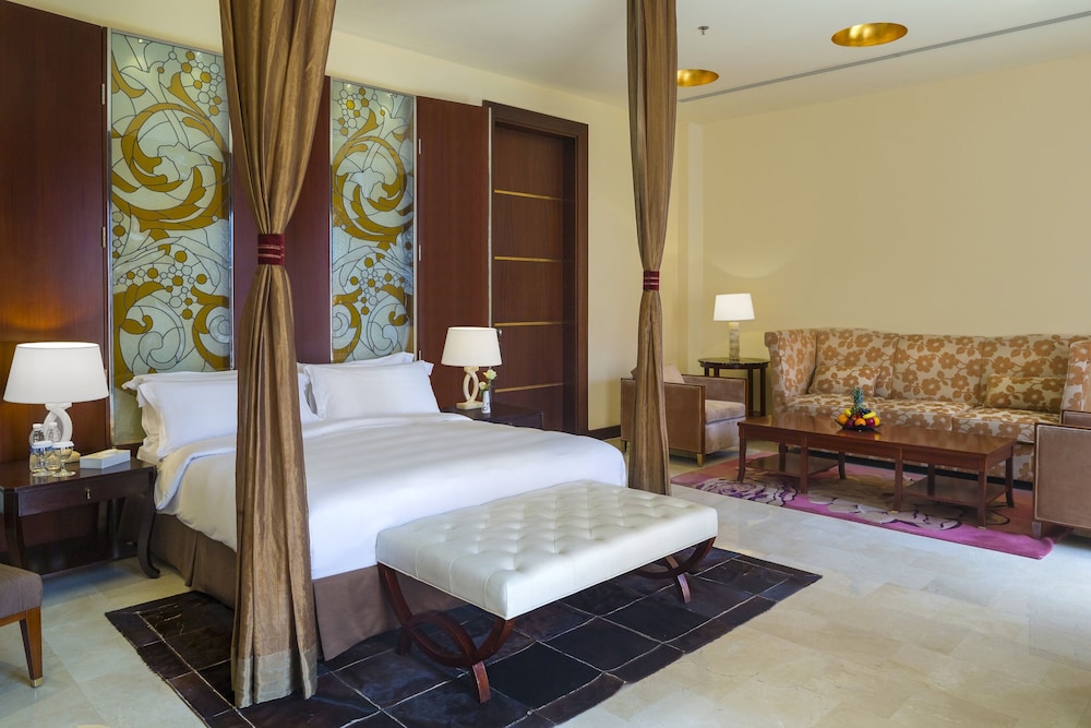 crowne plaza al khobar by ihg