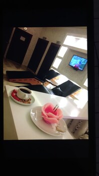 green garden house hotel