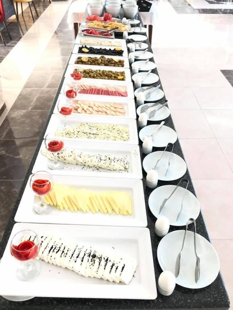 green garden house hotel