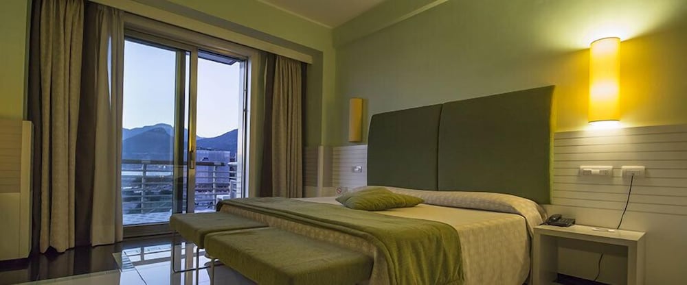 grand hotel salerno