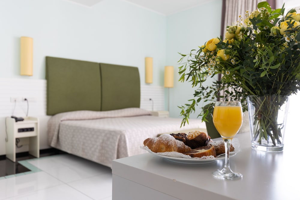 grand hotel salerno