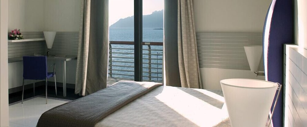grand hotel salerno