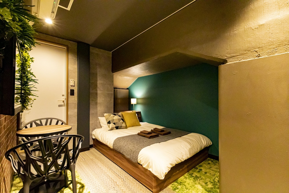 under railway hotel akihabara