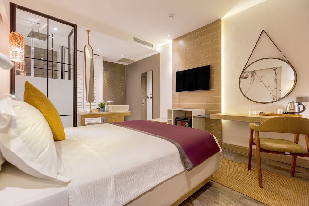 melanippe relaxing hotel adults only