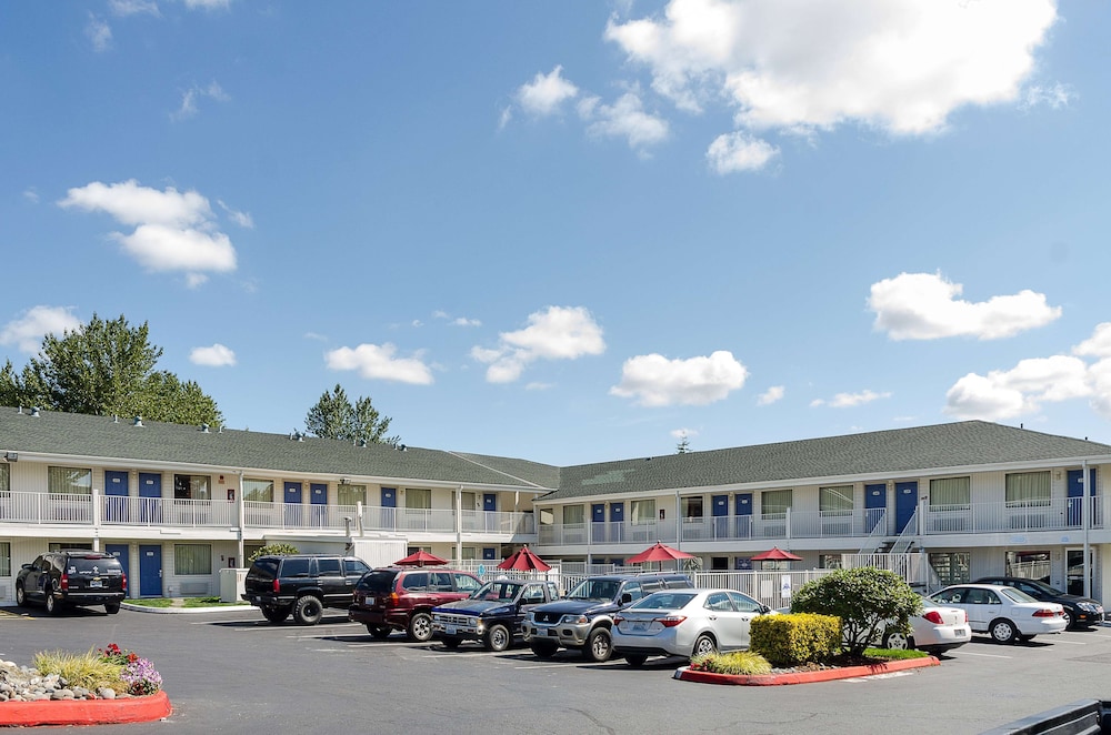 motel 6 tacoma wa south