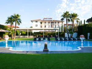 Hotel Giulia Ocean Club,Connected To A Shopping Center,4 star