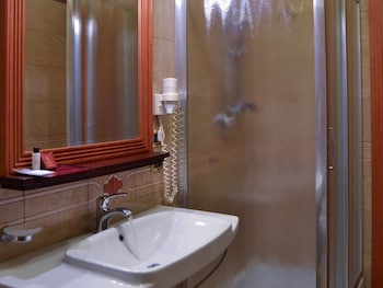 hotel giulia ocean club