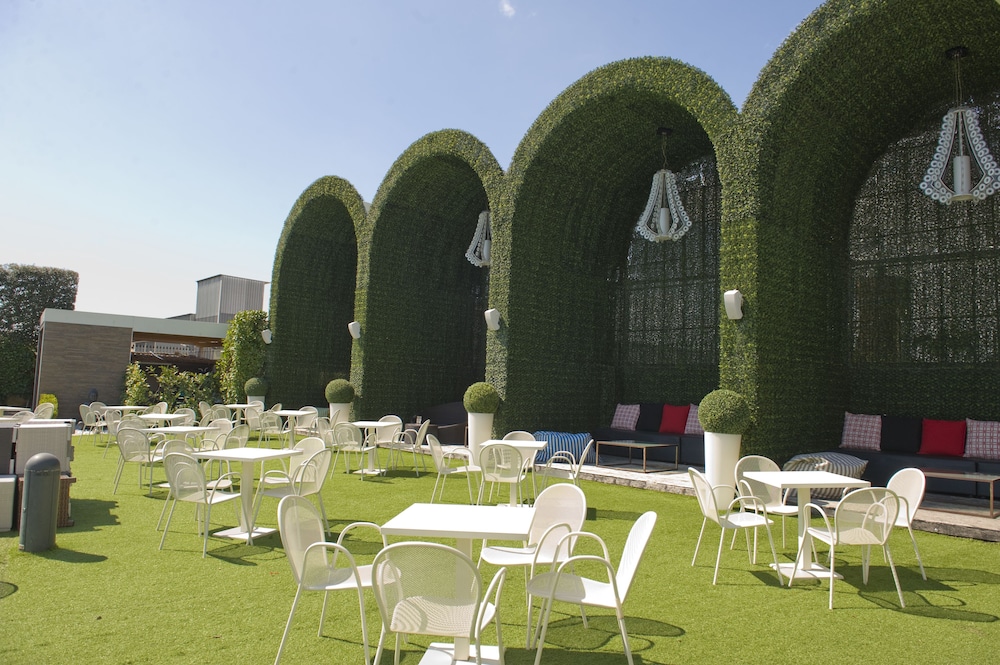 hotel giulia ocean club
