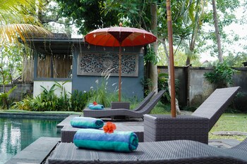 antique sentana villa ubud