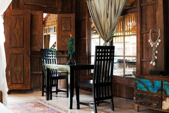 antique sentana villa ubud