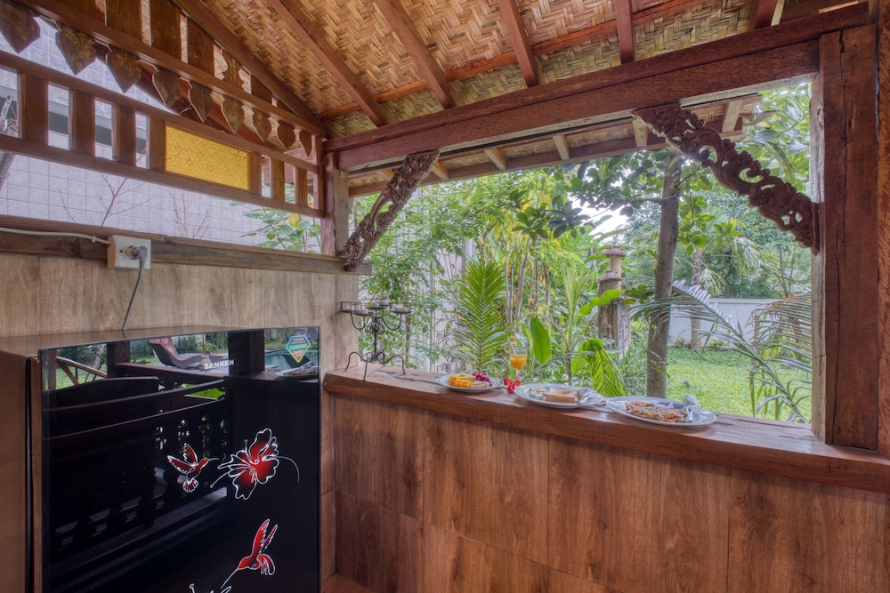 antique sentana villa ubud