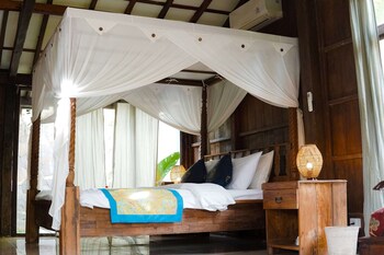 antique sentana villa ubud