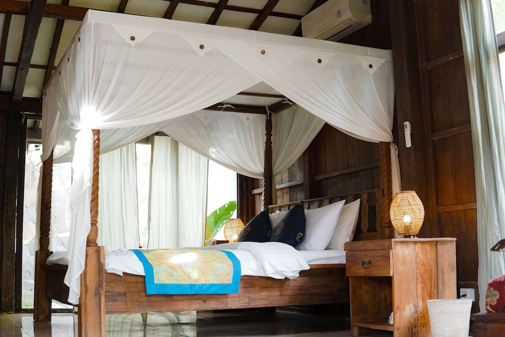 antique sentana villa ubud