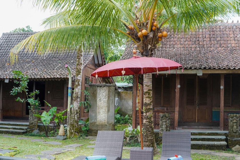 antique sentana villa ubud