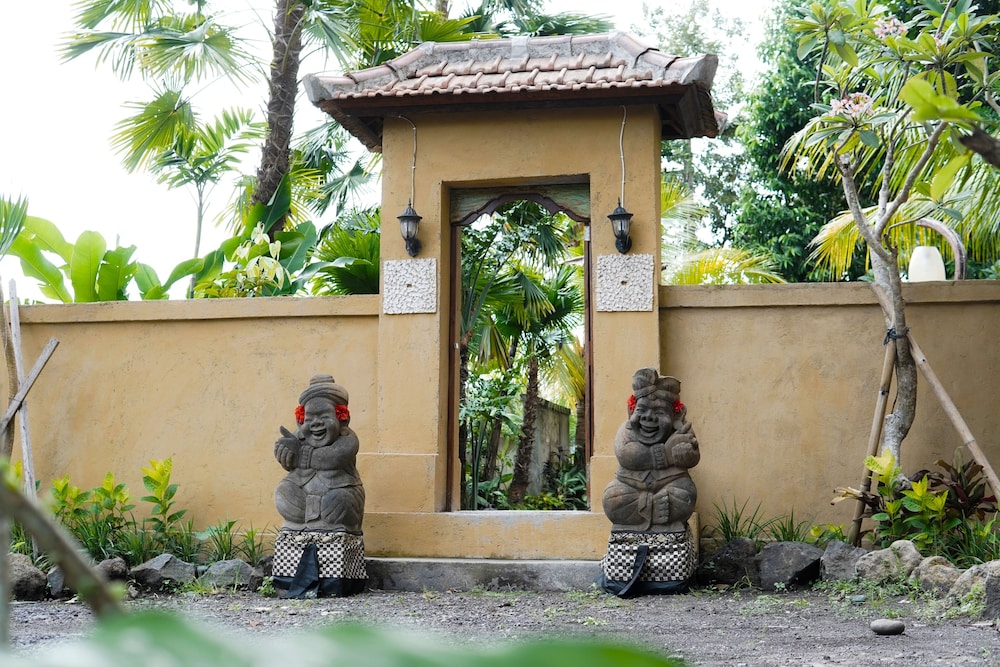 antique sentana villa ubud