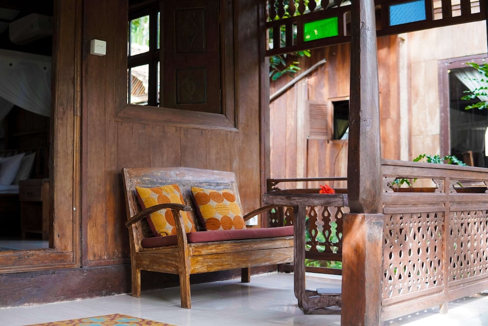 antique sentana villa ubud