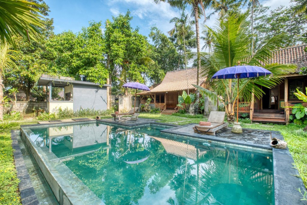 antique sentana villa ubud