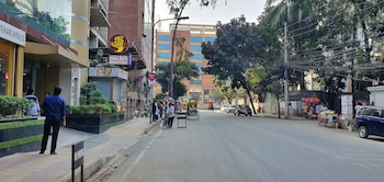 daon guest house dhaka