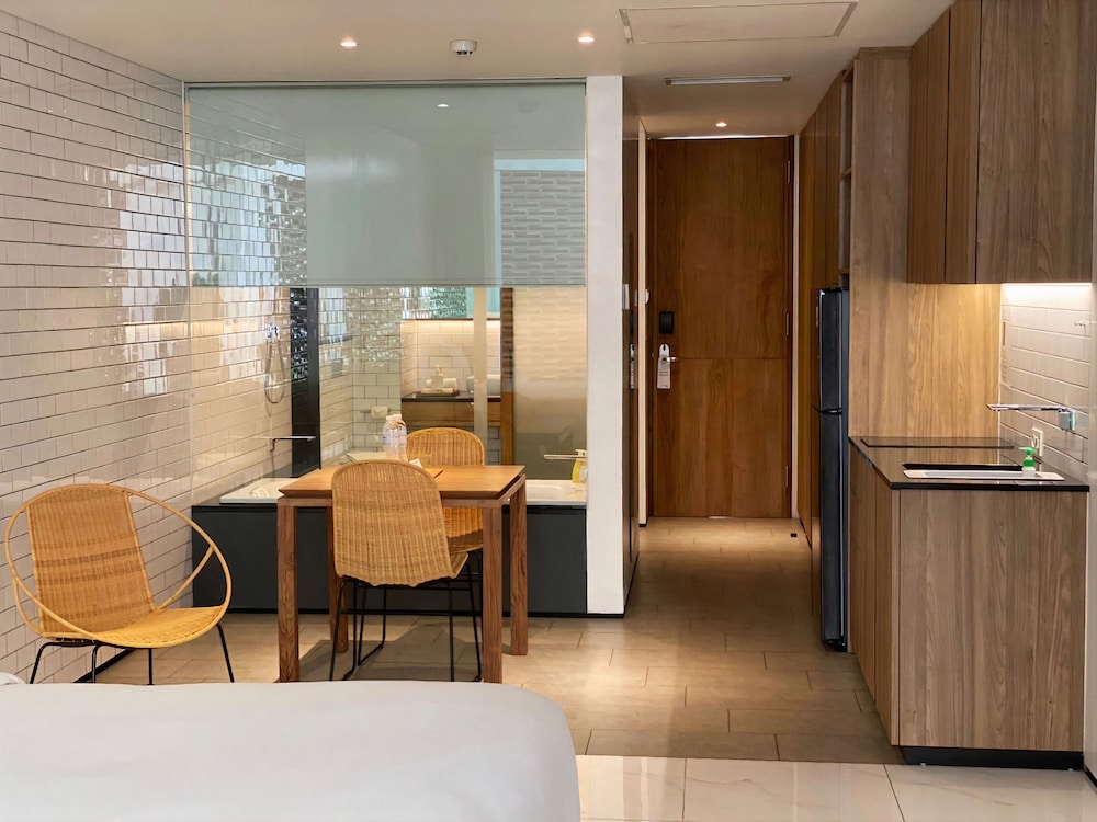 nagomi suites and hotel