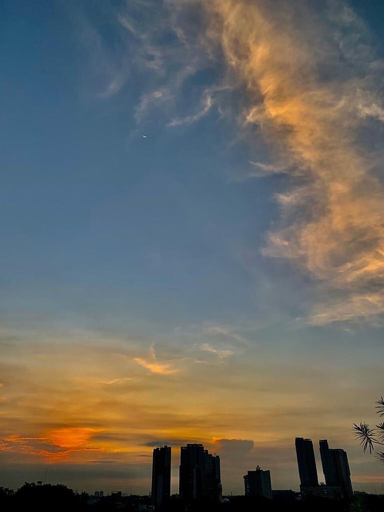 nagomi suites and hotel