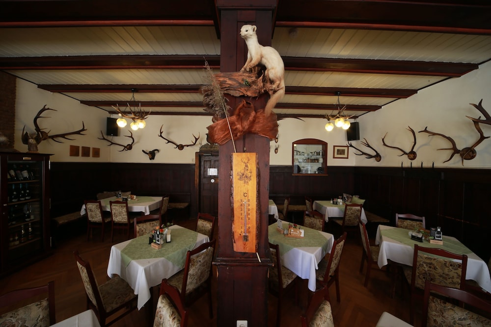 gaststatte and pension lichtenhainer wasserfall