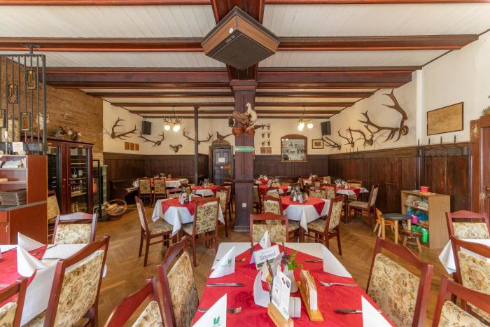 gaststatte and pension lichtenhainer wasserfall