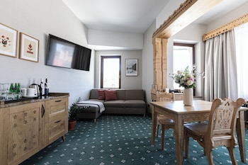 aparthotel cristina