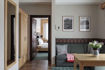aparthotel cristina