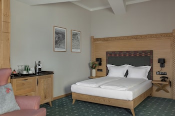 aparthotel cristina