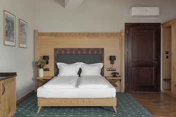 aparthotel cristina