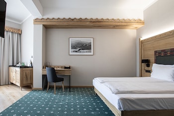 aparthotel cristina