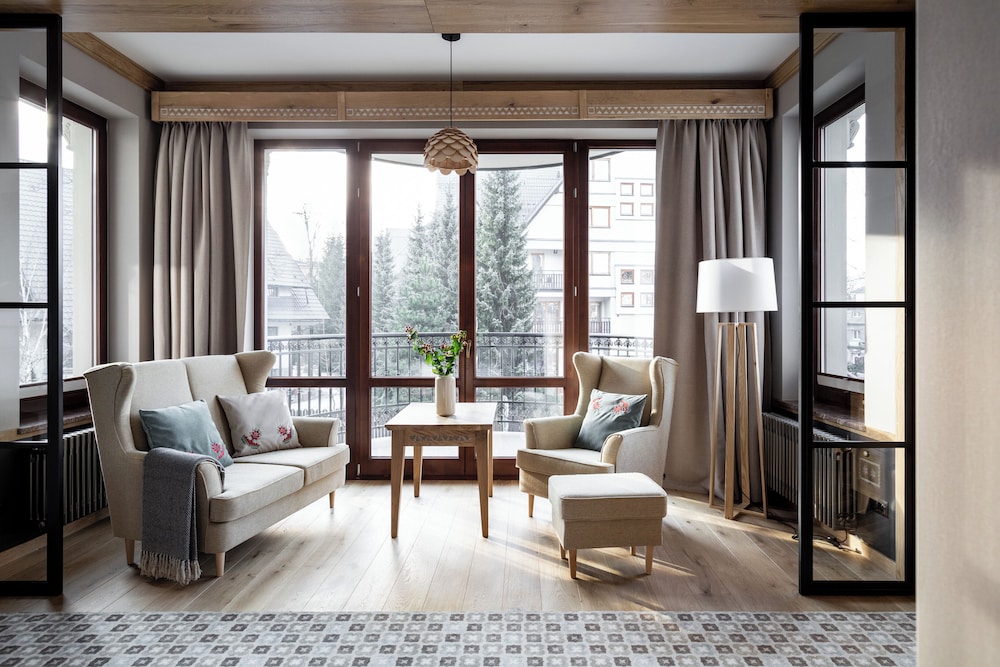 aparthotel cristina