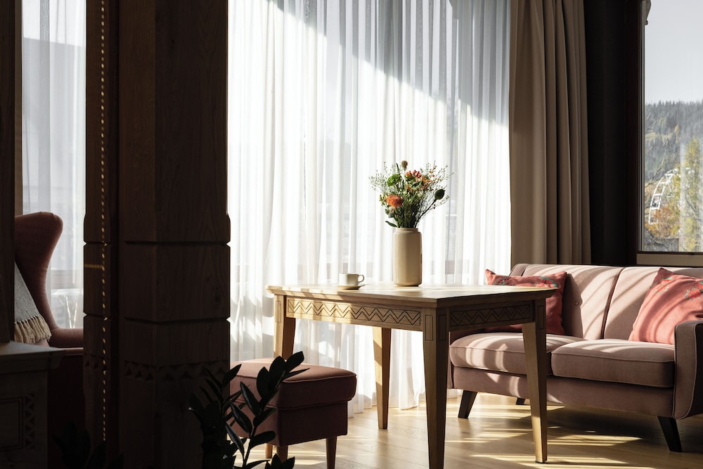 aparthotel cristina