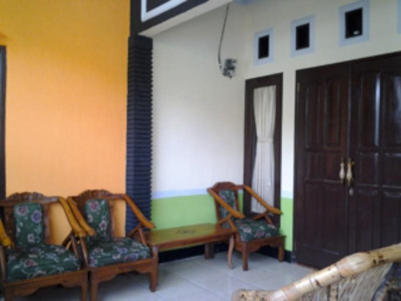 Village Corner Homestay,Mong 3 Kuta 83573 Nusa Tenggara Barat,2.5 star