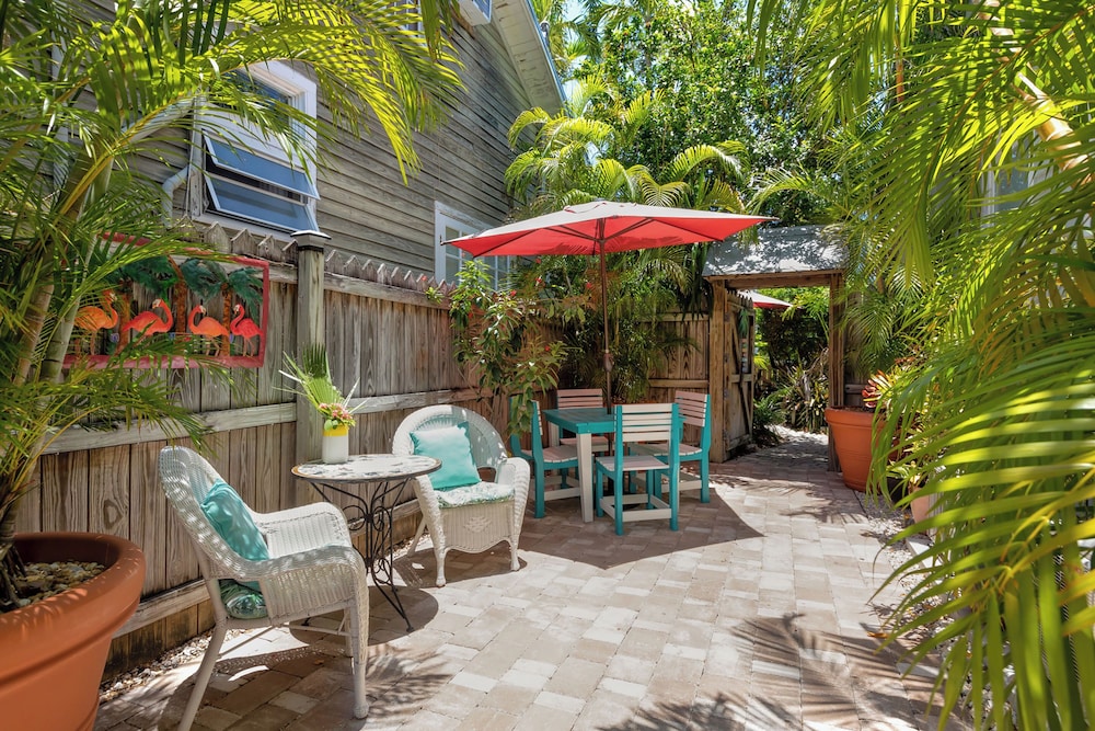 the grand guesthouse