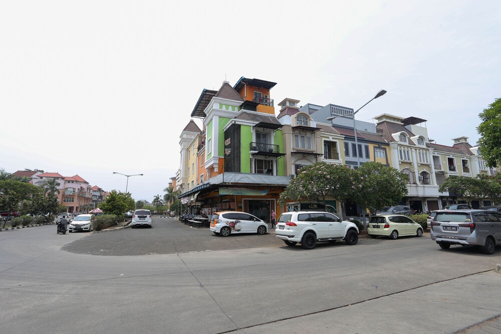 ratana cengkareng