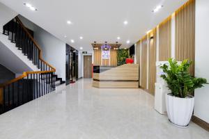 suri apartment and hotel danang