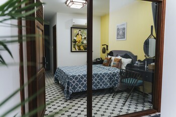 hue 1962 inn