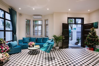 Zen Love Station - Adults Only,Mahattan 14-07 Vinhomes Imperia Thuong Ly Hong Bang Hai Phong 180000,2 star