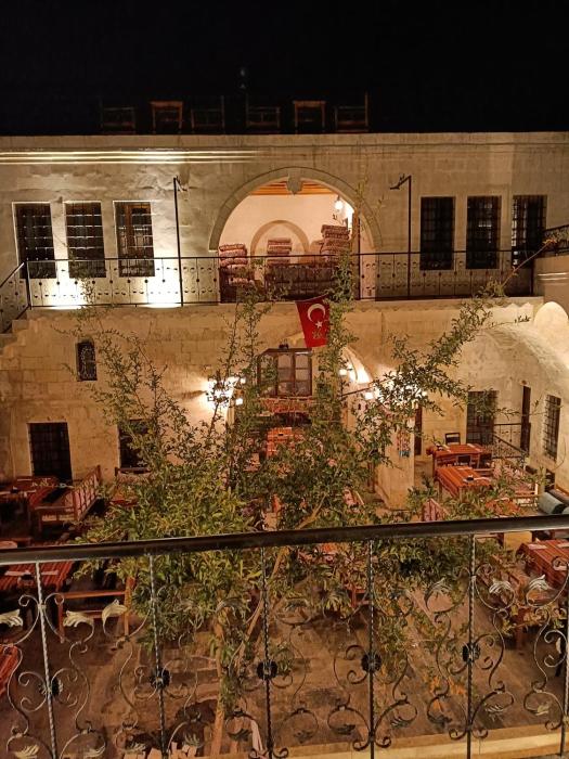 nahrin hotel and art