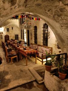 nahrin hotel and art