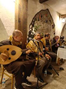 nahrin hotel and art