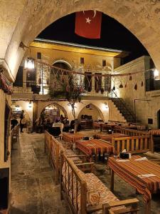 nahrin hotel and art