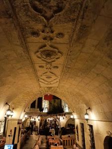 nahrin hotel and art